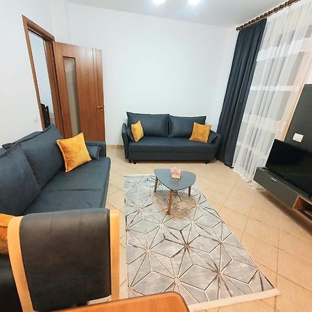 Apartment Me Qera Lungomare Vlore Medem1 Exterior photo