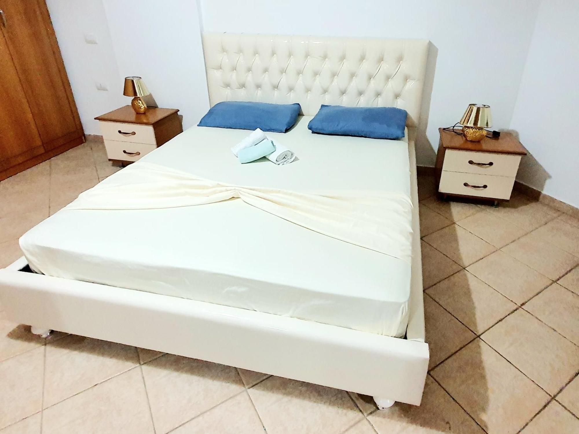 Apartment Me Qera Lungomare Vlore Medem1 Exterior photo