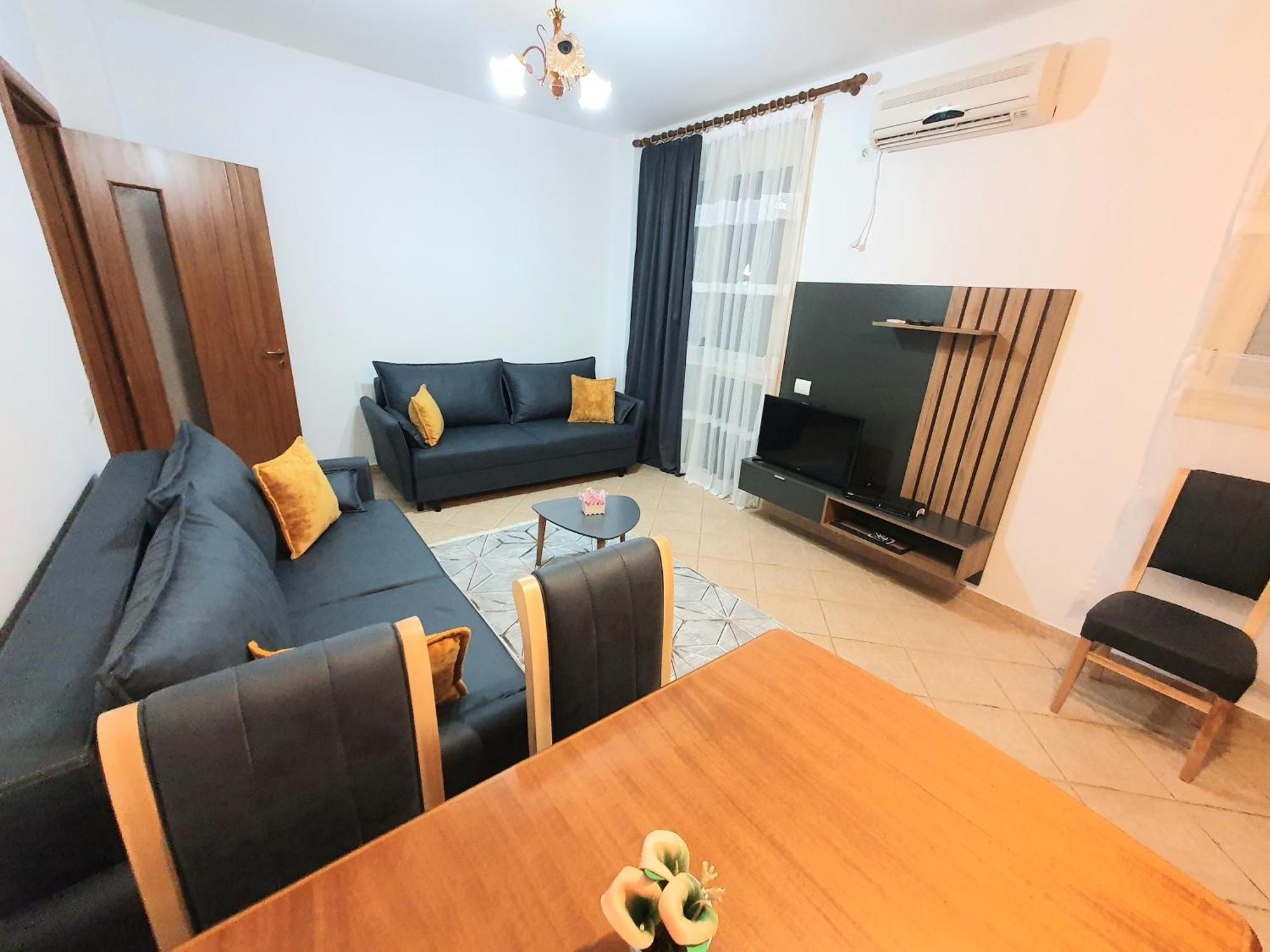 Apartment Me Qera Lungomare Vlore Medem1 Exterior photo