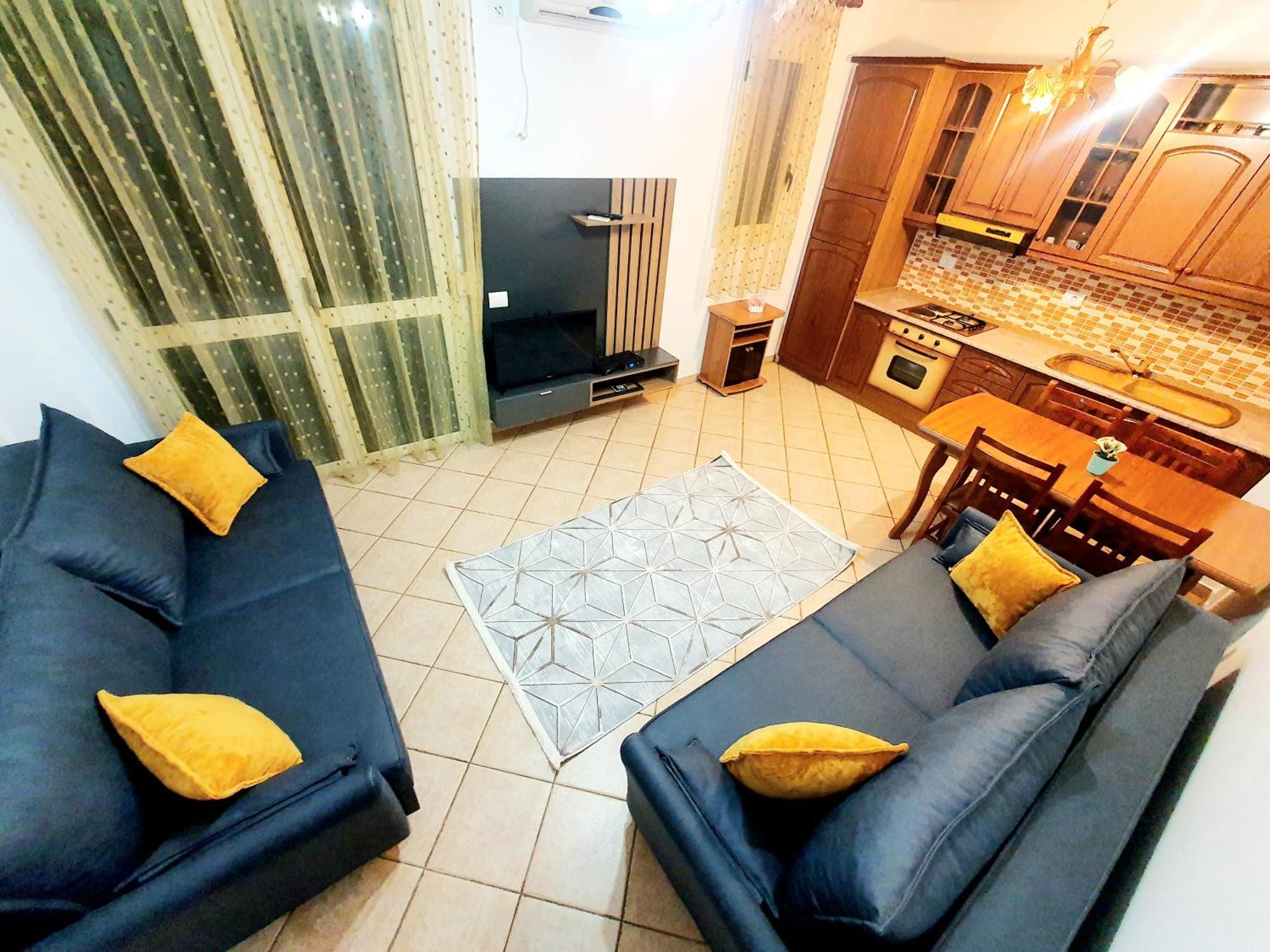 Apartment Me Qera Lungomare Vlore Medem1 Exterior photo